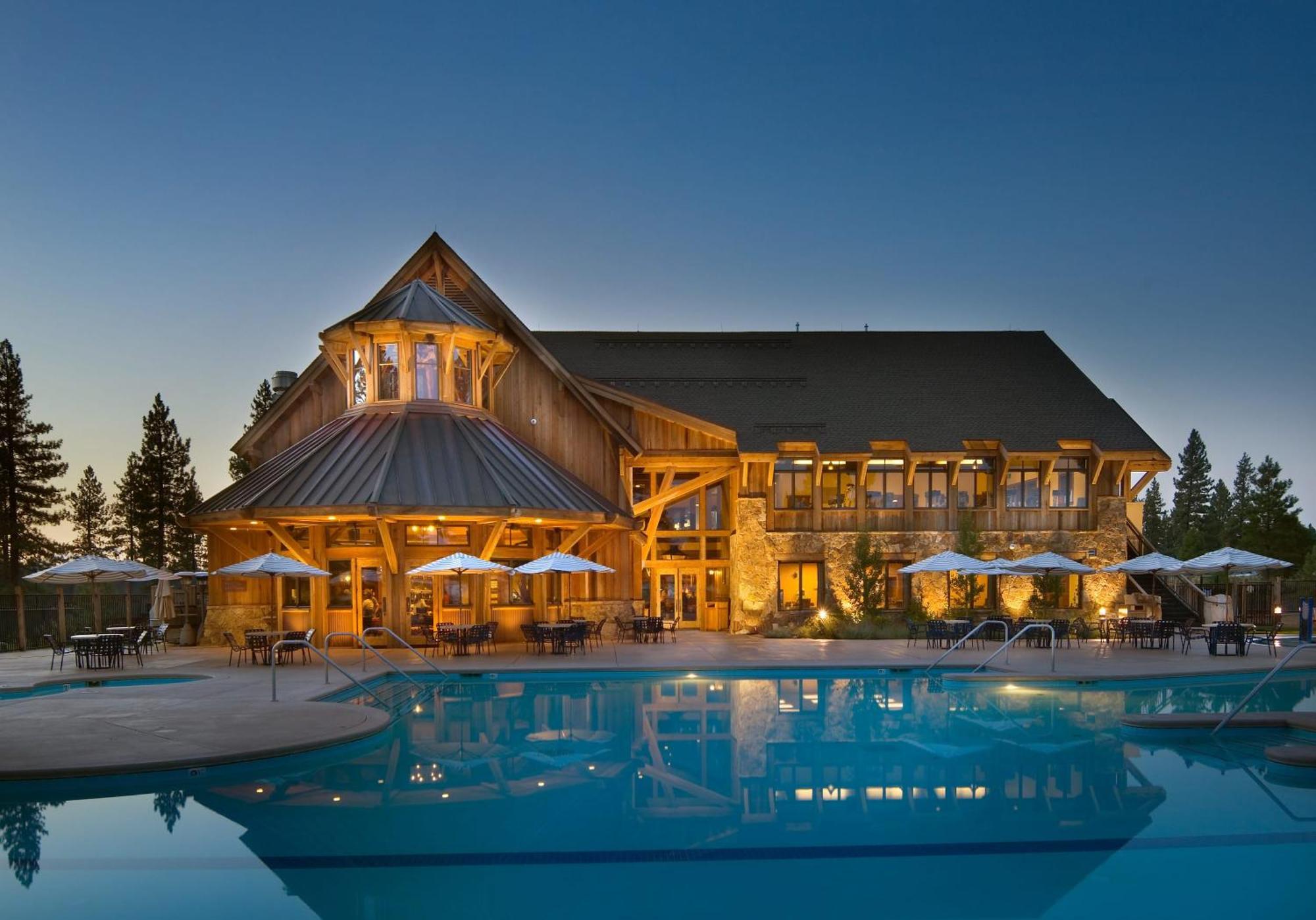 The - Golf, Pool, Play - 2-bedroom * Truckee