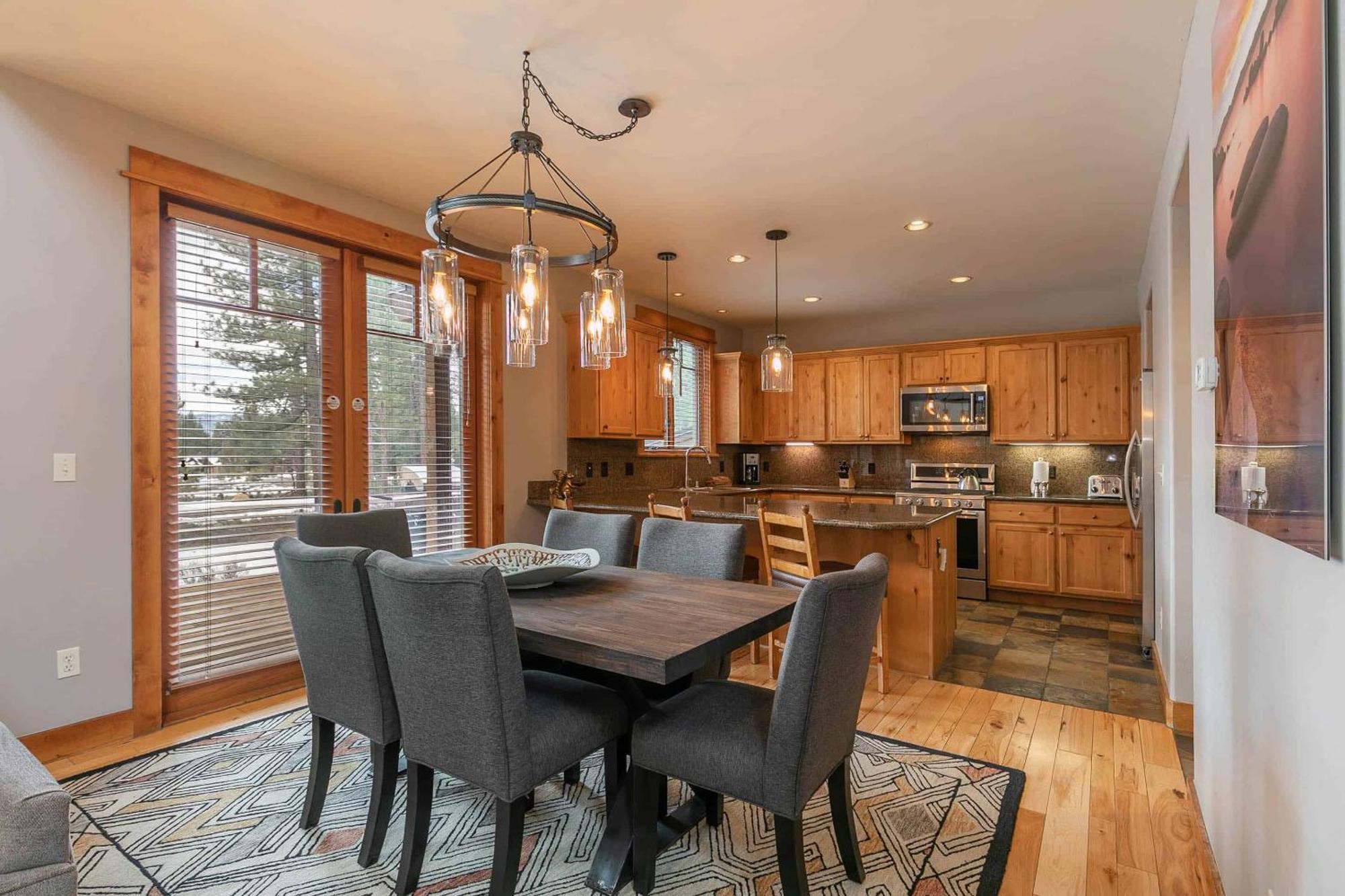Holiday home The - Golf, Pool, Play - 2-bedroom Truckee